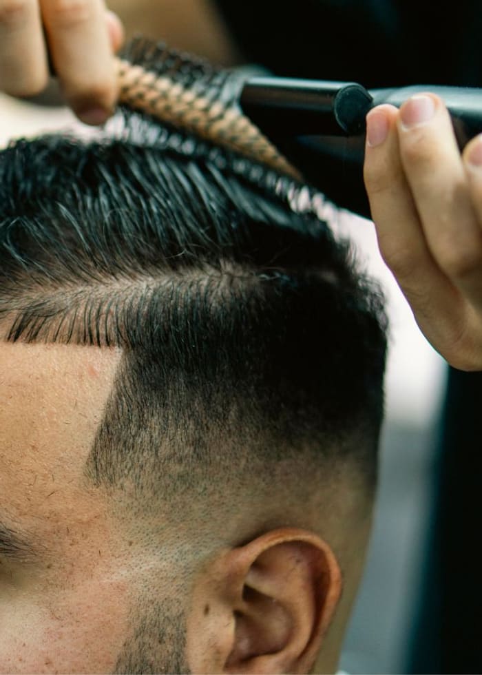 Knippen en stylen bij kapper Tilburg — Barber's Inc.